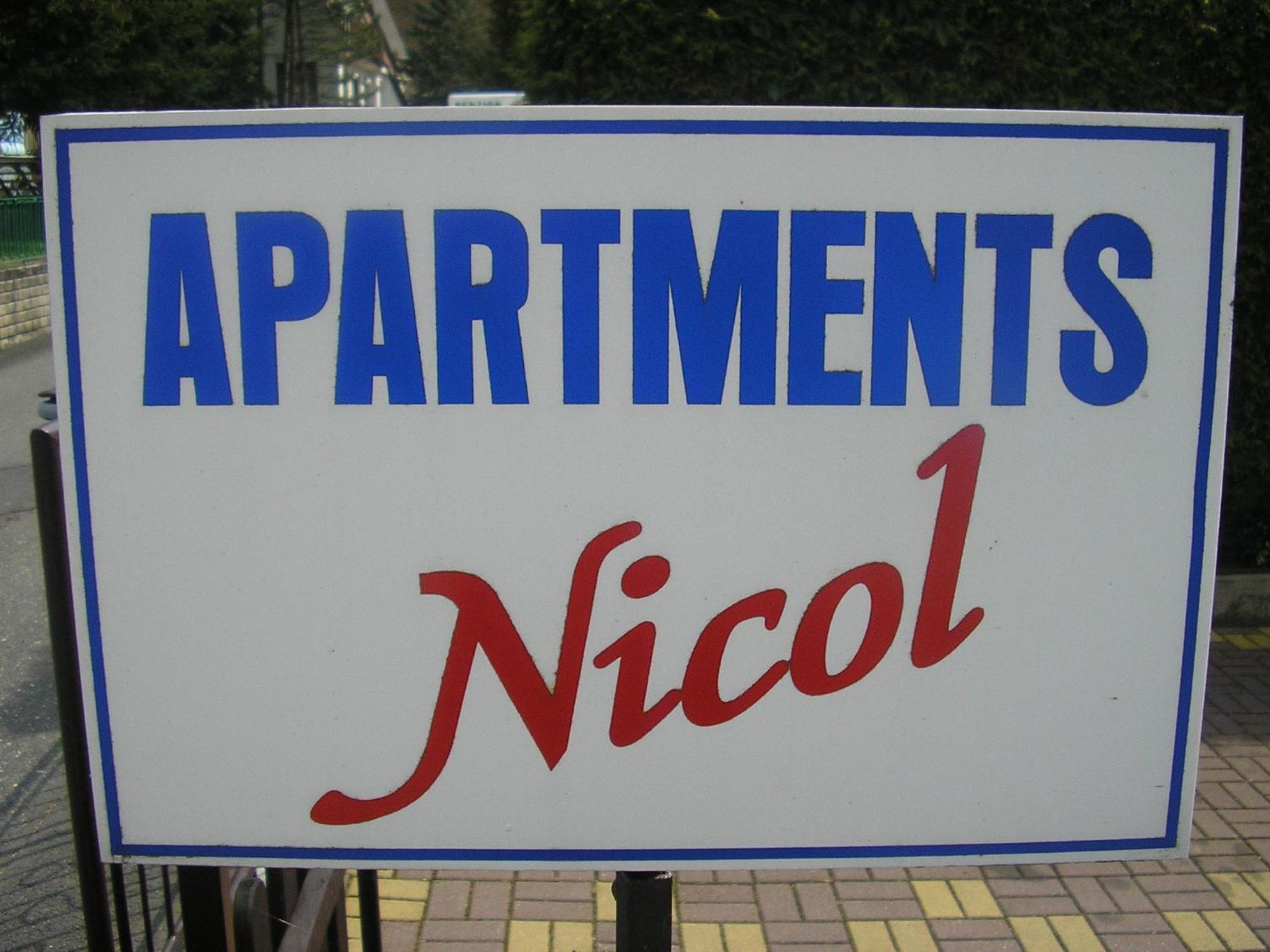 Apartments Nicol Karlovy Vary Exterior photo