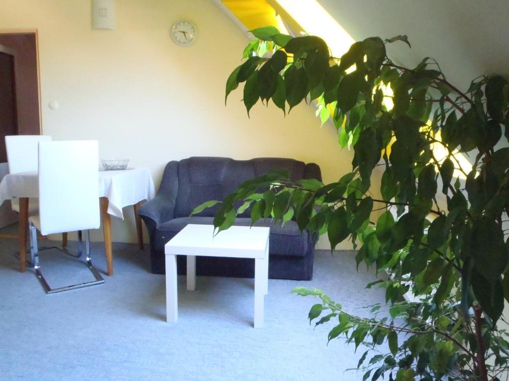 Apartments Nicol Karlovy Vary Room photo